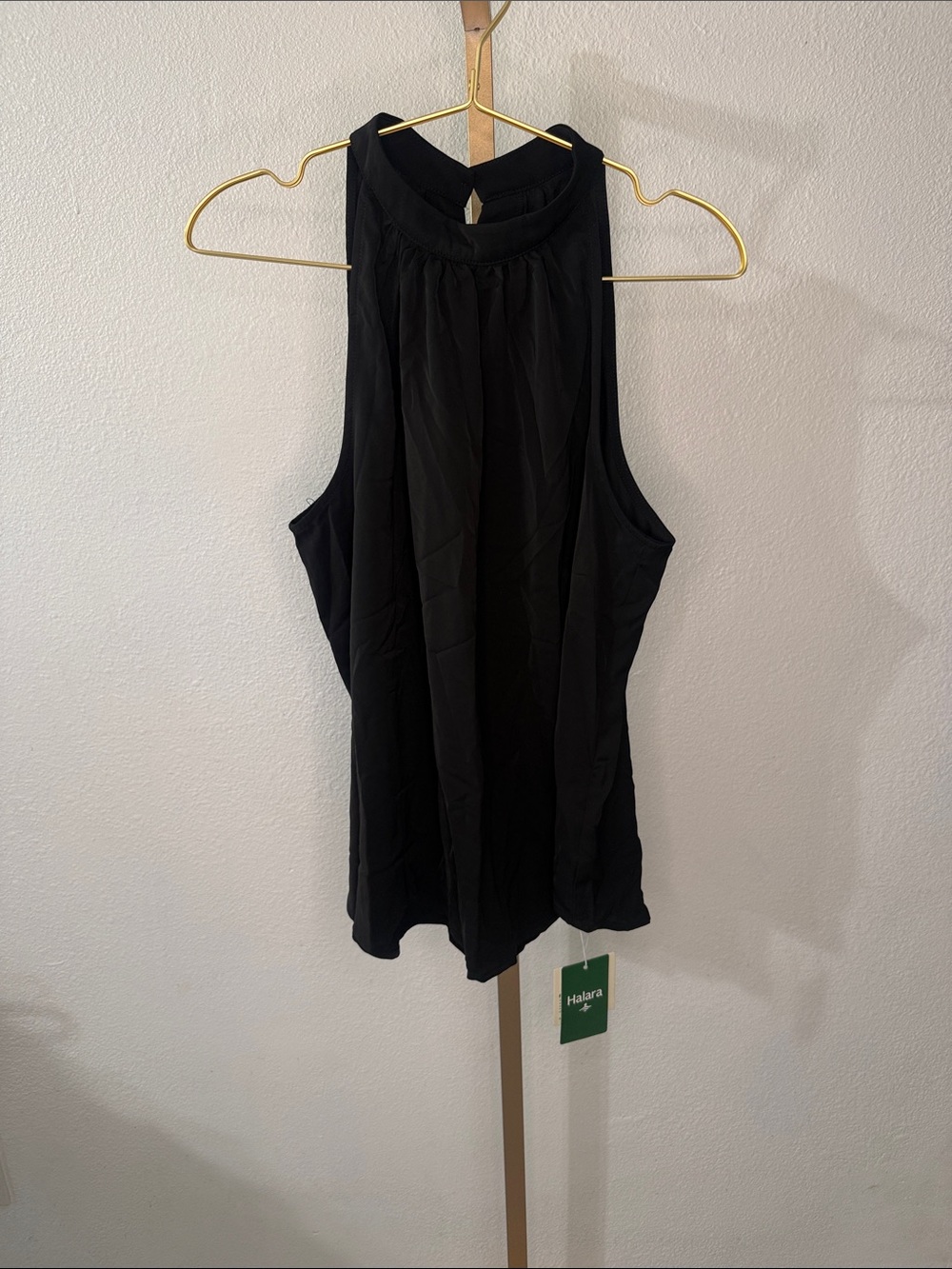 HALARA Black High-Neck Sleeveless Camisole-LARGE- NWT